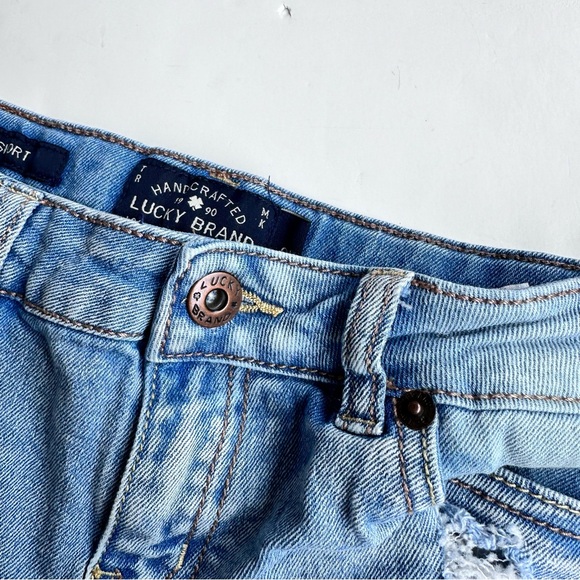 Lucky Brand Riley Shorts - Picture 2 of 5